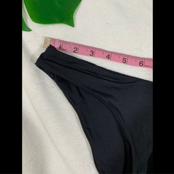 NWT $70 L Space Sensual Sandy Classic Bikini Bottoms in Black [SZ‎ Small ] - Picture 3 of 8